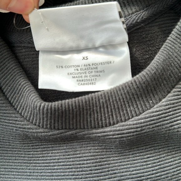 Varley x Barry’s Manning Sweatshirt - Picture 9 of 11